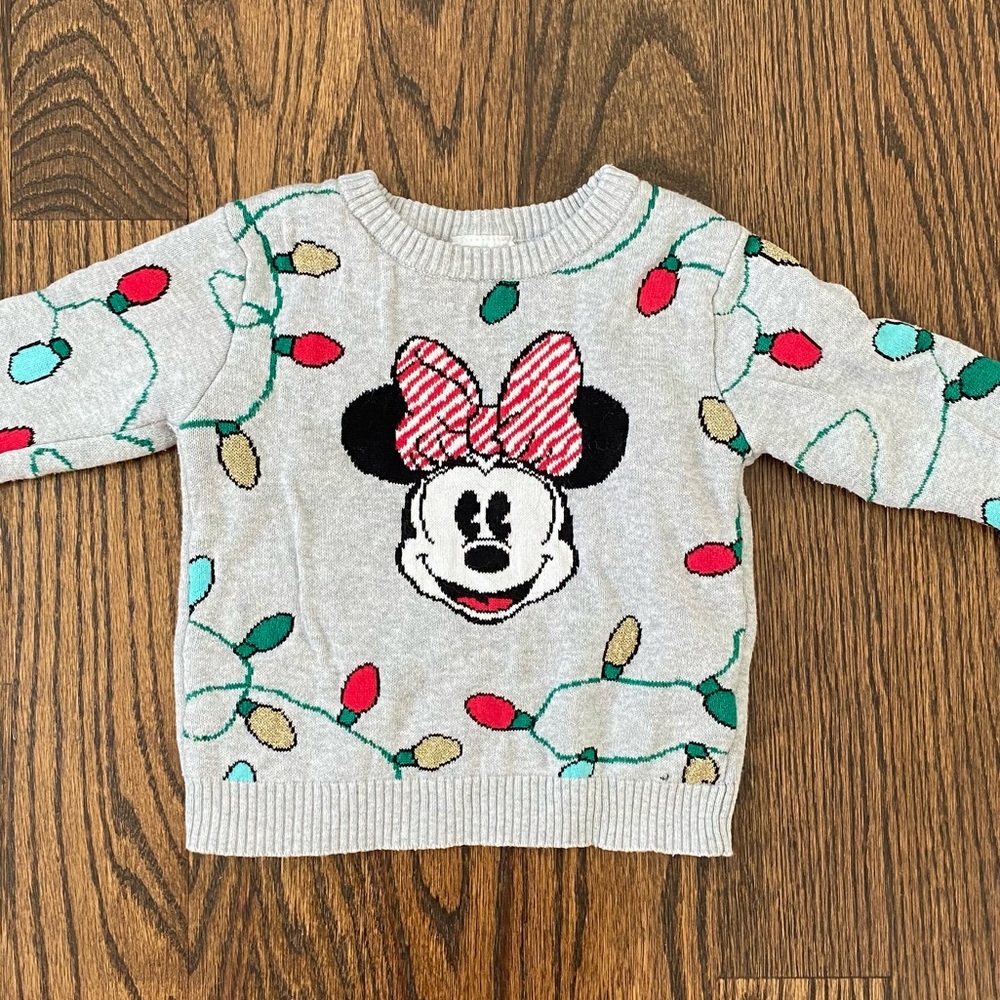 Minnie Mouse sweater